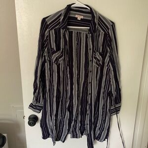 Oversize button-down shirt barely worn blue stripes